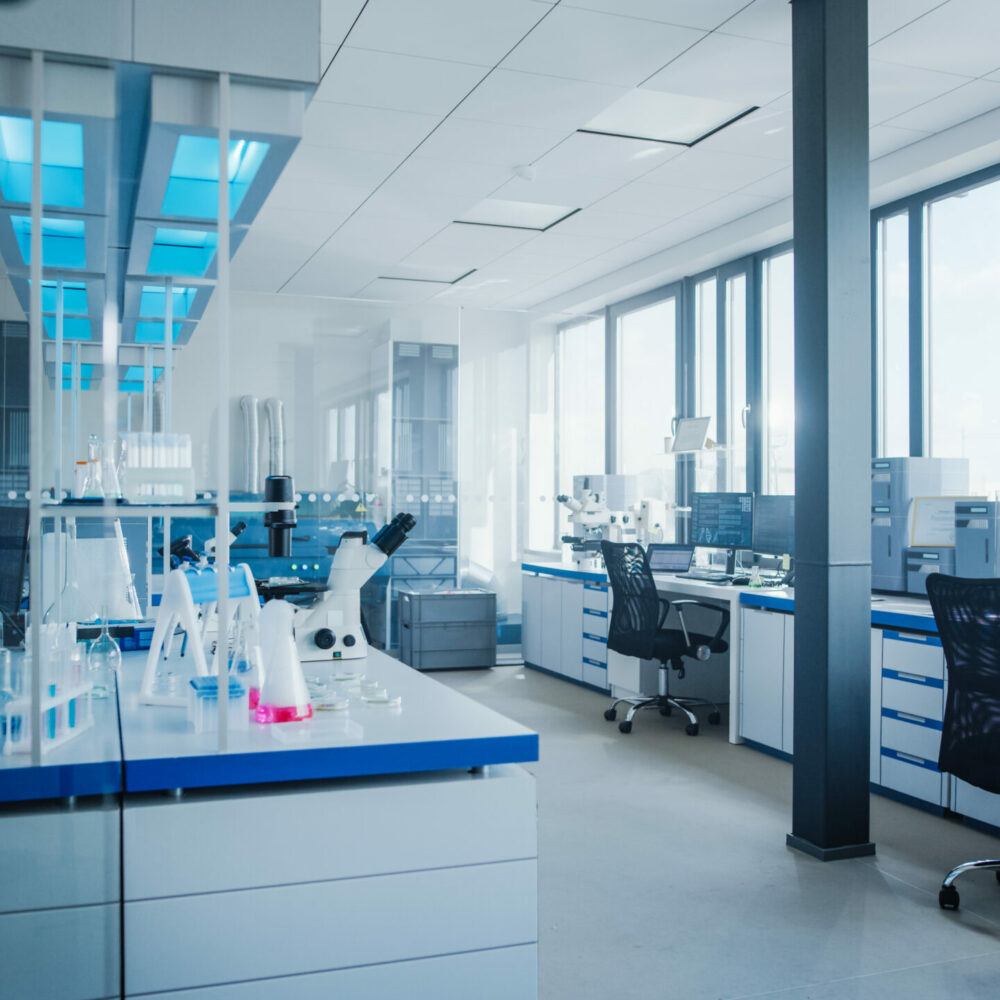 Modern,Medical,Research,Laboratory,With,Computer,,Microscope,,Glassware,With,Biochemicals